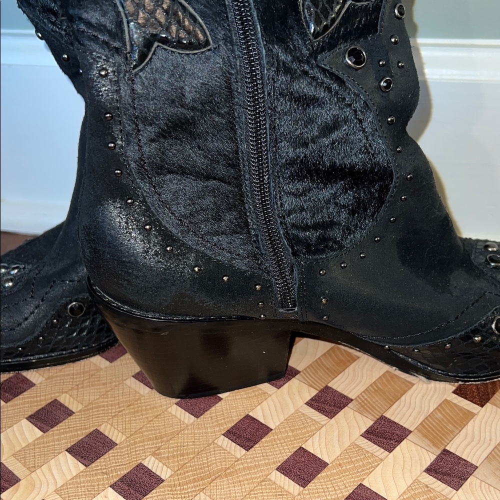Donald J. Pliner Black Leather Accented Cowboy Boots Sz 9 - Picture 6 of 11